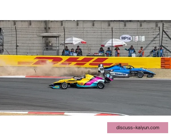 F1赛季最新动态揭秘各车队策略与车手表现分析 F1赛季最新动态揭秘各车队策略与车手表现分析