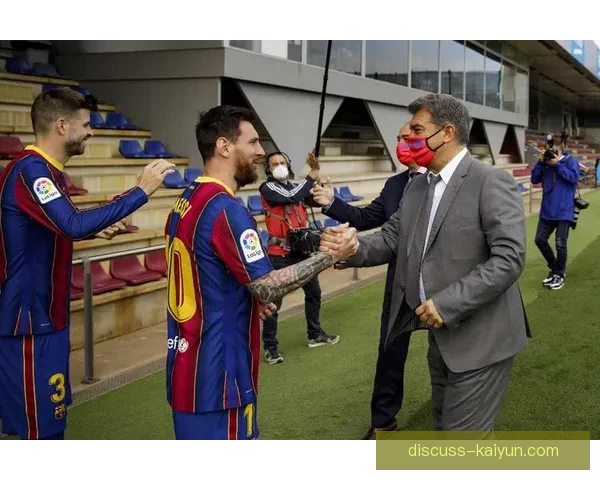 梅西加盟迈阿密国际后首度对阵旧主巴萨，热身赛精彩对决引发关注